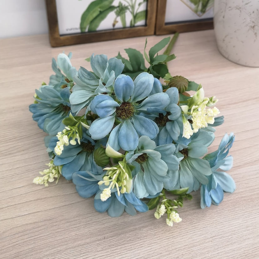 Искусственные цветы в Оренбурге | Цветы искусственные «Ромашки с бутонами», голубые, букет