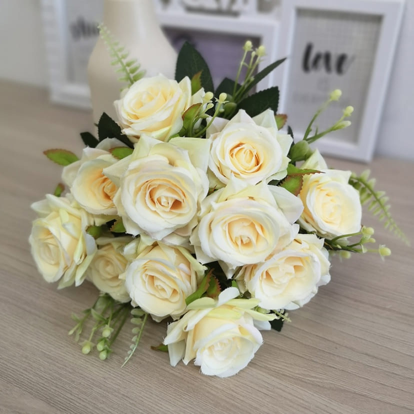 Искусственные цветы в Оренбурге | Цветы искусственные «Розы острые», молочно-персиковые, букет